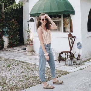 Meet your Posher, Abigail